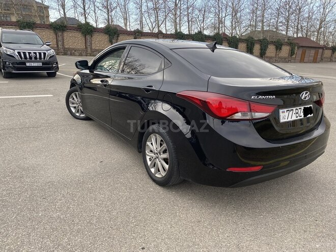 Hyundai Elantra 2015, 105,000 km - 1.8 l - Bakı