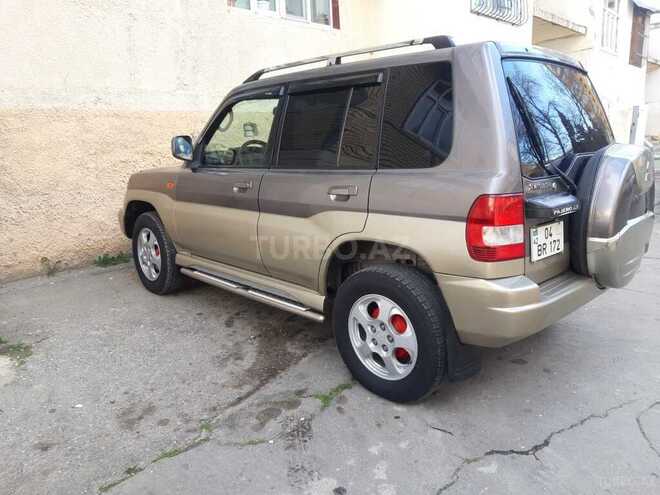 Mitsubishi Pajero io 1999, 250,500 km - 2.0 л - Sumqayıt