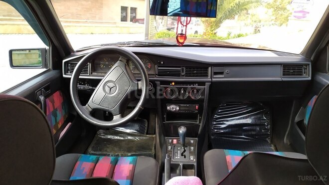 Mercedes 190 1992, 322,419 km - 1.8 л - Bakı