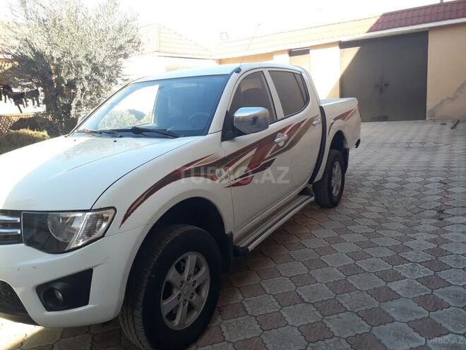 Mitsubishi L200 2014, 177,000 km - 2.5 l - Göygöl