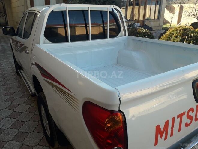 Mitsubishi L200 2014, 177,000 km - 2.5 l - Göygöl