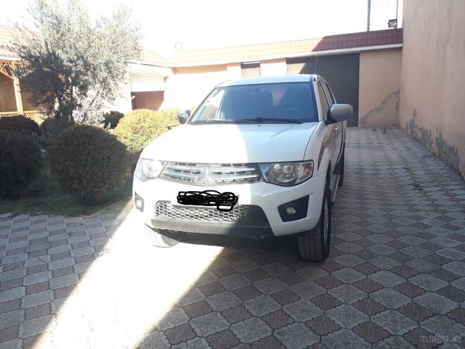 Mitsubishi L200 2014, 177,000 km - 2.5 l - Göygöl
