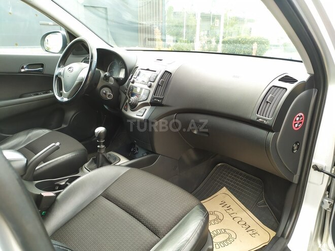 Hyundai i30 2009, 219,100 km - 1.6 l - Bakı
