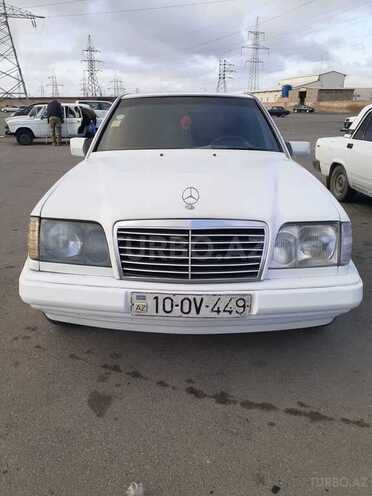Mercedes E 200 1990, 486,000 km - 2.0 l - Bakı