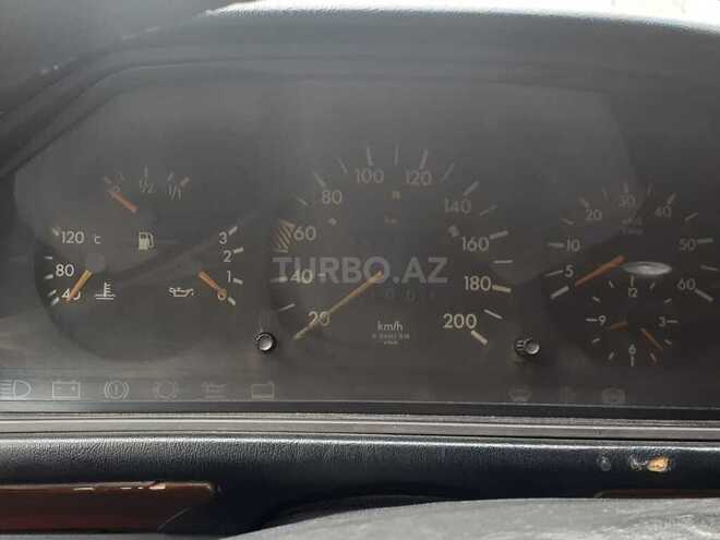 Mercedes E 200 1990, 486,000 km - 2.0 l - Bakı