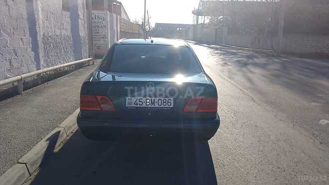Mercedes E 200 1998, 123,456 km - 2.0 л - Mingəçevir