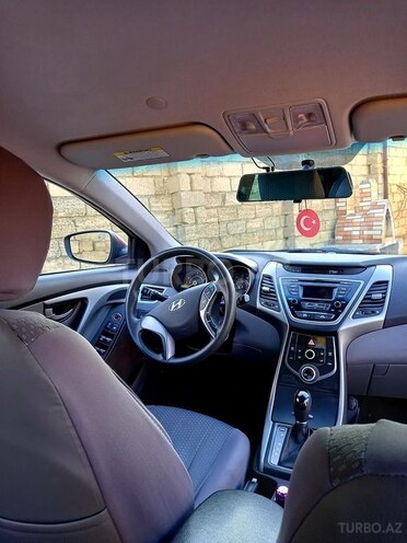 Hyundai Elantra 2015, 91,250 km - 1.8 л - Bakı