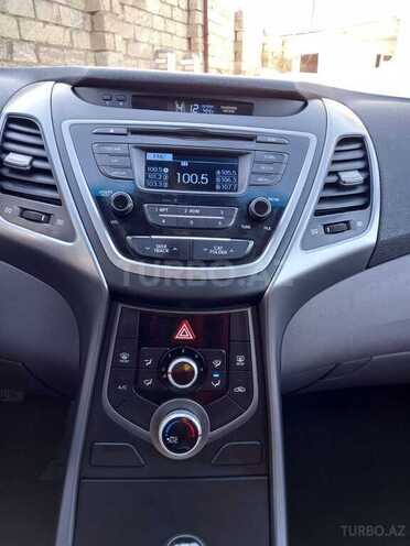 Hyundai Elantra 2015, 91,250 km - 1.8 л - Bakı