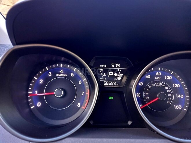Hyundai Elantra 2015, 91,250 km - 1.8 л - Bakı