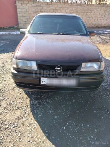 Opel Vectra 1993, 275,482 km - 1.8 l - Zaqatala