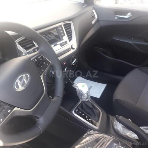 Hyundai Accent 2019, 136,000 km - 1.4 л - Bakı