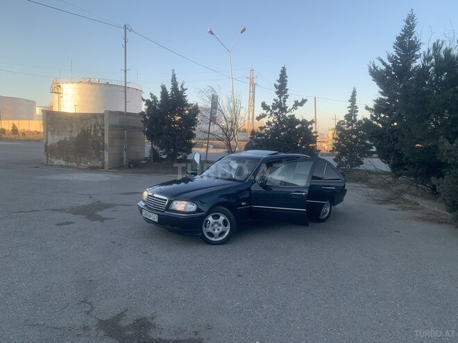 Mercedes C 200 1997, 380,000 km - 2.0 l - Bakı