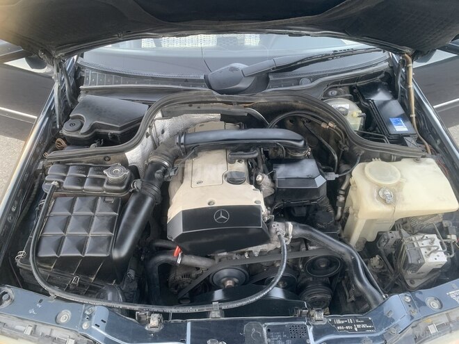 Mercedes C 200 1997, 380,000 km - 2.0 l - Bakı