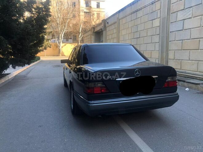 Mercedes E 220 1993, 429,000 km - 2.2 l - Bakı