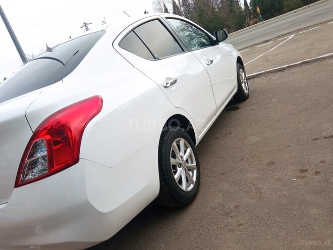 Nissan Sunny 2012, 137,000 km - 1.5 л - Gəncə