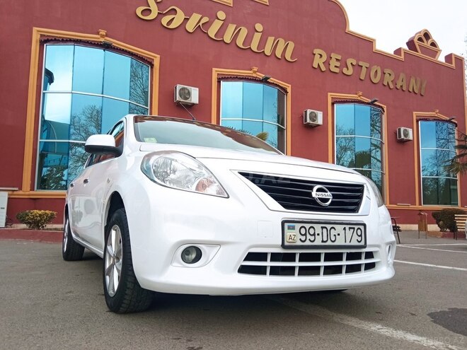 Nissan Sunny 2012, 137,000 km - 1.5 л - Gəncə