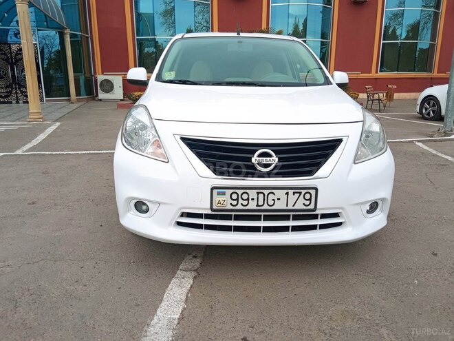 Nissan Sunny 2012, 137,000 km - 1.5 л - Gəncə