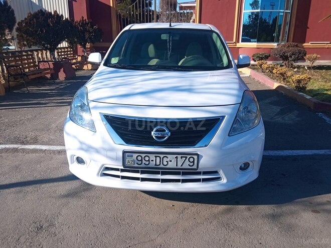 Nissan Sunny 2012, 137,000 km - 1.5 л - Gəncə
