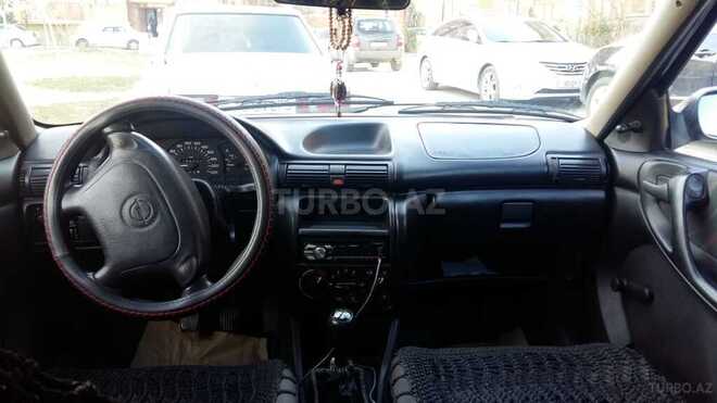 Opel Astra 1996, 250,000 km - 1.6 l - Bakı