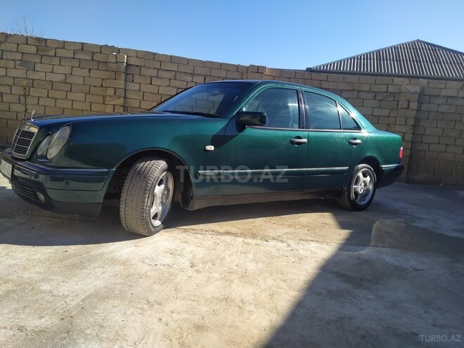 Mercedes E 240 1998, 245,200 km - 2.4 l - Sumqayıt