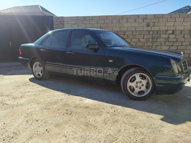 Mercedes E 240 1998, 245,200 km - 2.4 l - Sumqayıt