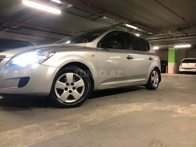 Kia Ceed 2009, 272,121 km - 1.4 l - Bakı