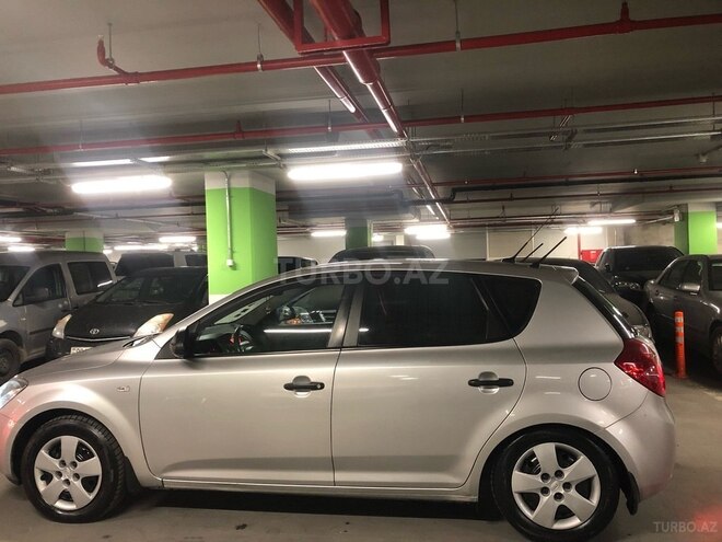 Kia Ceed 2009, 272,121 km - 1.4 l - Bakı