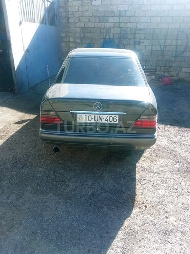 Mercedes E 300 1995, 400,586 km - 3.0 л - Bakı