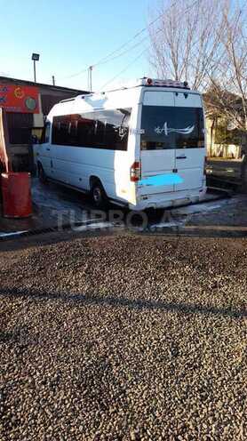 Mercedes Sprinter 313 1999, 335,398 km - 2.5 l - Salyan