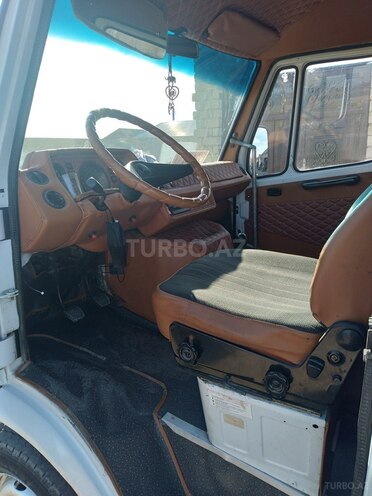 Mercedes 208 D 1992, 333,222 km - 2.3 l - Samux