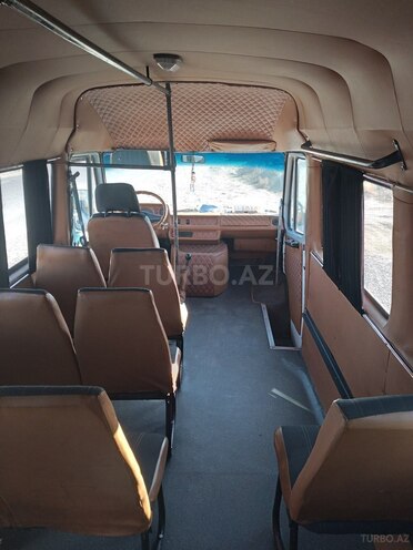 Mercedes 208 D 1992, 333,222 km - 2.3 l - Samux