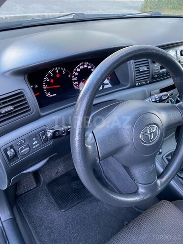 Toyota Corolla 2005, 237,000 km - 1.4 л - Bakı