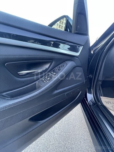 BMW 535 2010, 130,900 km - 3.5 l - Sumqayıt