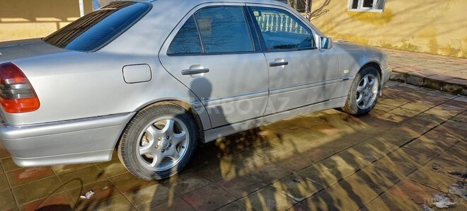 Mercedes C 180 1999, 278,331 km - 1.8 l - Cəlilabad