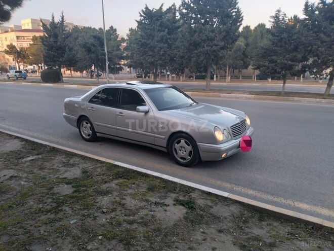 Mercedes E 230 1996, 150,000 km - 2.3 л - Sumqayıt