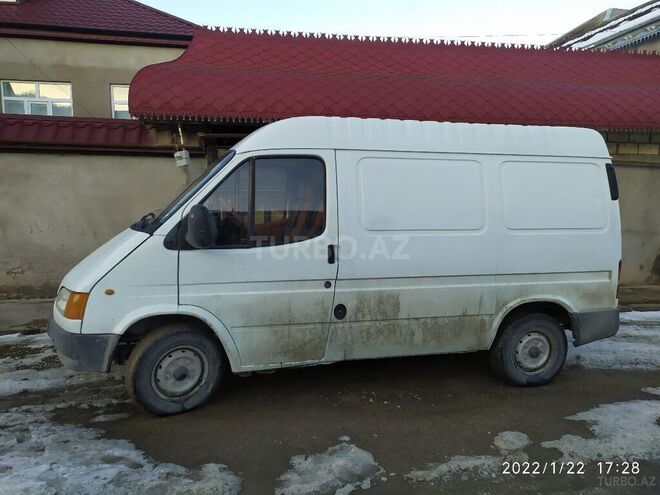 Ford Transit 1999, 400,000 km - 2.5 l - Quba