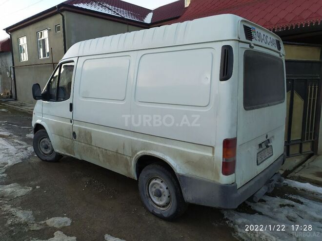 Ford Transit 1999, 400,000 km - 2.5 l - Quba
