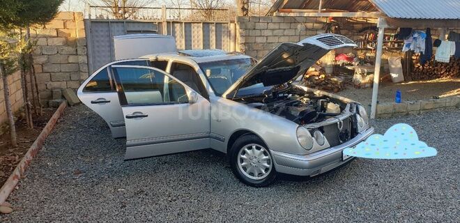 Mercedes E 200 1996, 325,680 km - 2.0 l - Lənkəran
