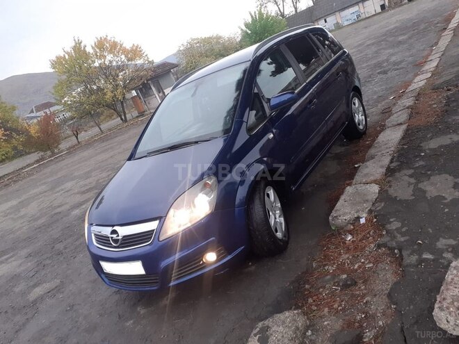 Opel Zafira 2007, 299,000 km - 2.2 l - Şəki