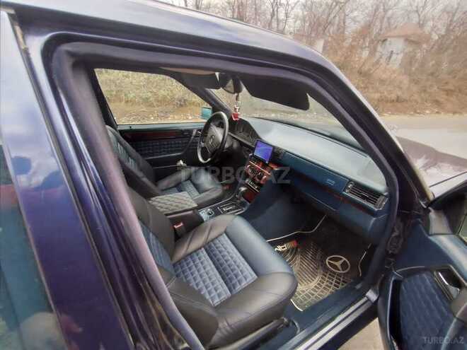 Mercedes E 220 1995, 427,000 km - 2.2 l - Quba