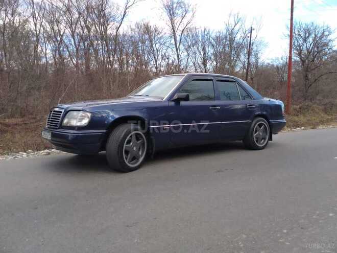 Mercedes E 220 1995, 427,000 km - 2.2 l - Quba