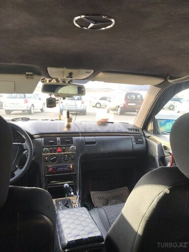 Mercedes E 230 1997, 400,000 km - 2.3 л - Bakı