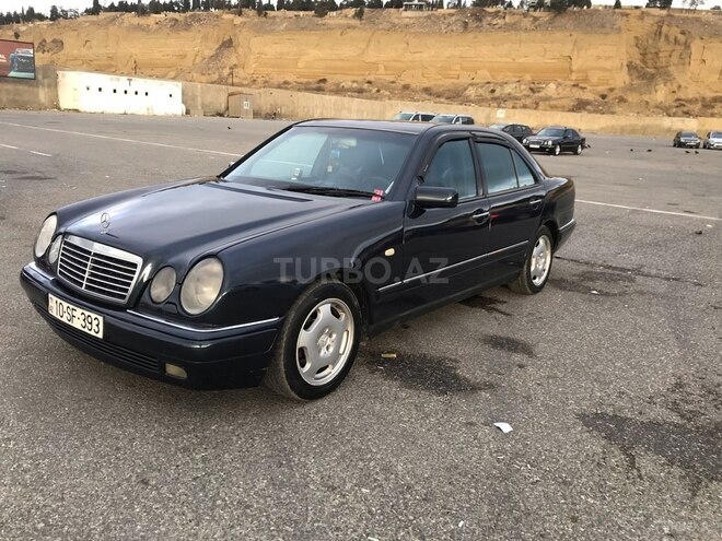 Mercedes E 230 1997, 400,000 km - 2.3 л - Bakı