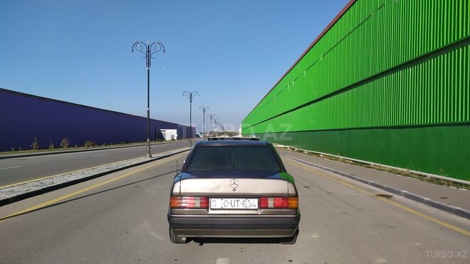 Mercedes 190 1992, 351,623 km - 1.8 l - Sumqayıt