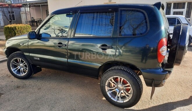 Chevrolet Niva 2005, 270,000 km - 1.7 л - Yardımlı