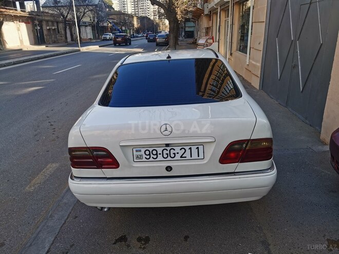 Mercedes E 290 1996, 392,000 km - 2.9 l - Bakı