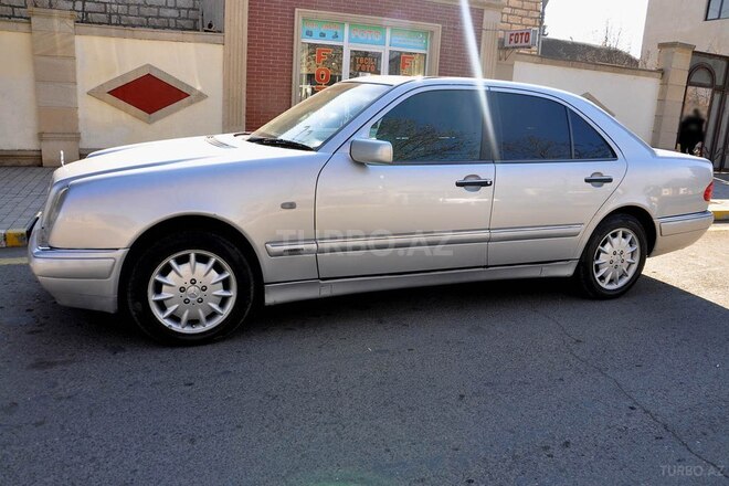 Mercedes E 240 1997, 360,900 km - 2.4 l - Ağstafa