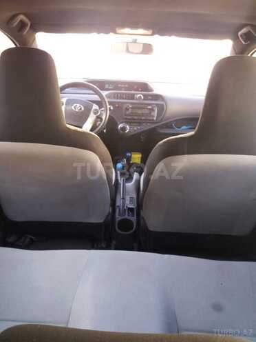 Toyota Prius C 2012, 346,009 km - 1.5 л - Bakı