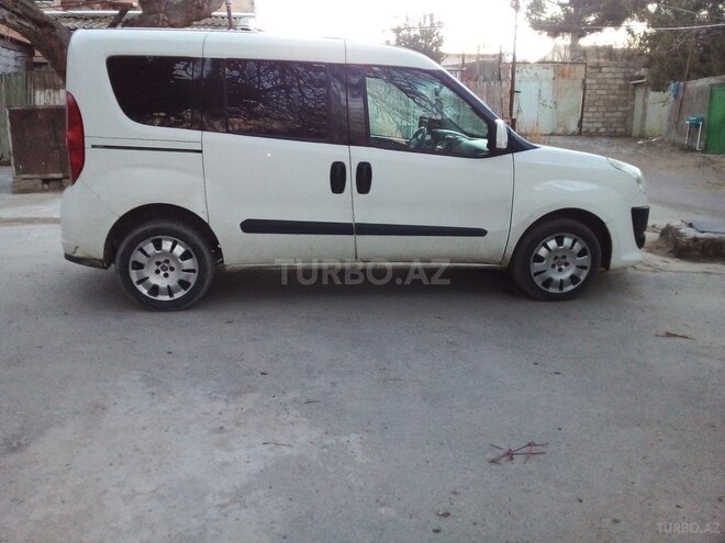 Fiat Doblo 2011, 411,000 km - 1.4 l - Bakı