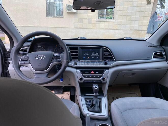 Hyundai Elantra 2017, 75,000 km - 2.0 l - Bakı